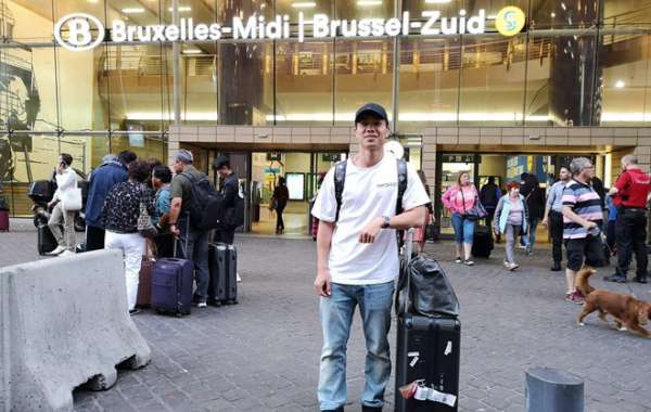Công Phượng đã tới Bỉ, sẵn sàng ra mắt Sint-Truidense