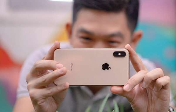 Apple bị cáo buộc ăn cắp công nghệ trên camera kép iPhone XS Max
