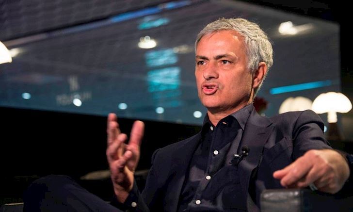 MU bị chê cười, Mourinho chờ ngồi “ghế nóng” PSG