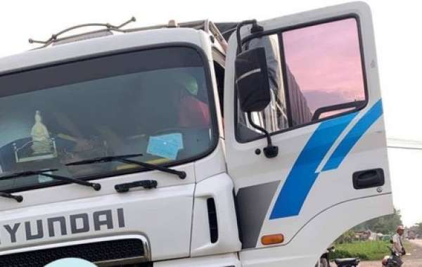 Tài xế xe tải ở Long An đột quỵ tử vong, may mắn phụ xe xử lý kịp