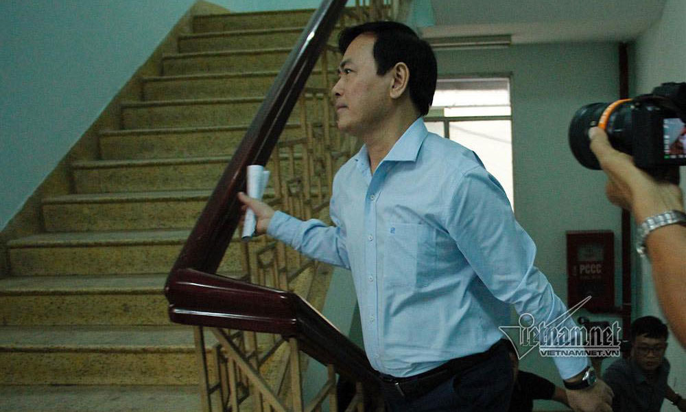 Nữ phó chánh án làm chủ tọa phiên xử cựu viện phó Nguyễn Hữu Linh tội dâm ô