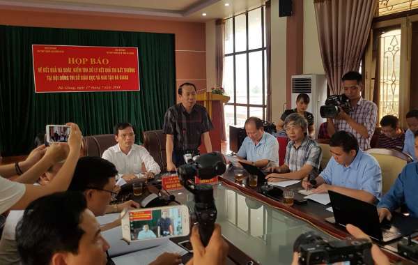 Truy tố 5 bị can, đề nghị xử lý 210 phụ huynh vụ gian lận điểm thi ở Hà Giang
