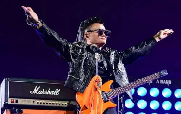 Jack Ma hát rock và khóc trong ngày từ chức chủ tịch Alibaba