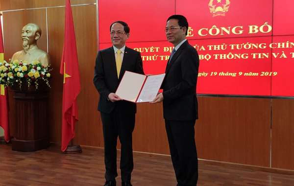 Bổ nhiệm ông Phạm Anh Tuấn, Chủ tịch VNPost giữ chức Thứ trưởng Bộ TT&TT