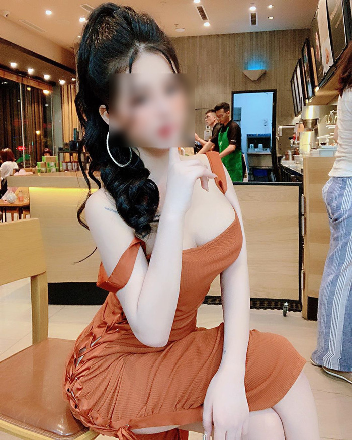 Vũ Duy Khánh bức xúc vì hot girl 17 tuổi bán hàng online tự nhận là bạn gái