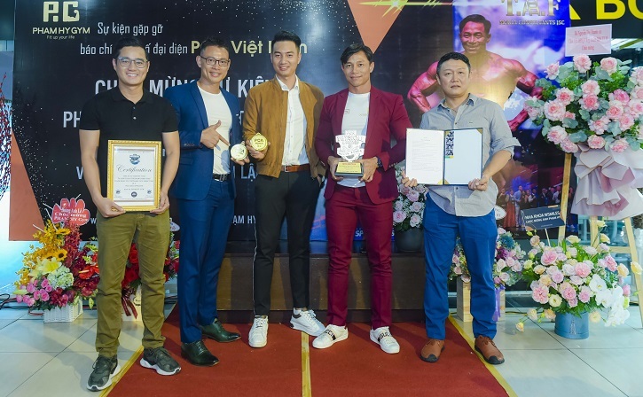 VĐV Phạm Hy gặt vàng, mang giải Thể hình quốc tế về Việt Nam