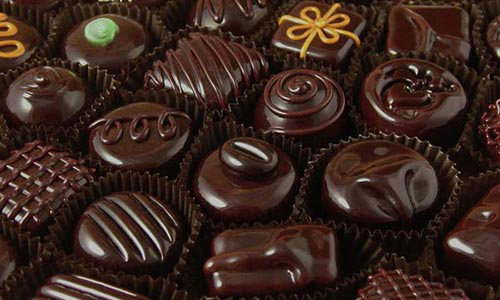 Ăn socola không làm tăng nguy cơ tim mạch mà còn có thể có lợi cho tim mạch.