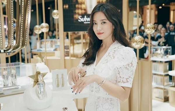Song Hye Kyo nhận quà sinh nhật 'khủng' sau ly hôn Song Joong Ki