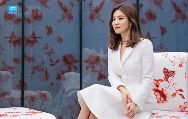 Song Hye Kyo sống bình dị sau khi ly hôn