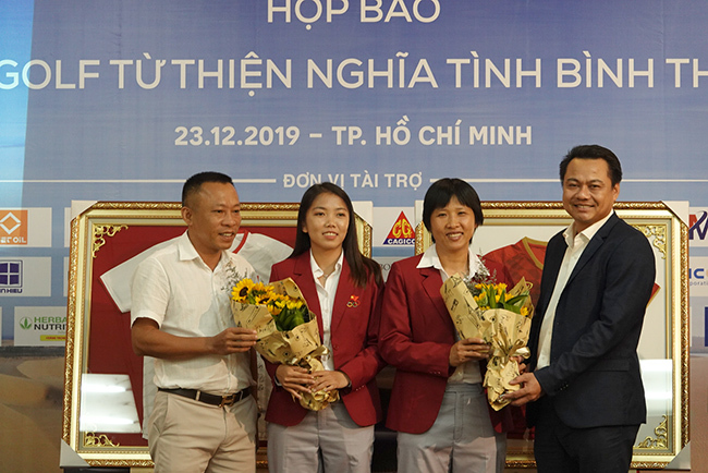Giải golf nghĩa tình Bình Thuận: 5 tỷ đồng cho cú Hole in one
