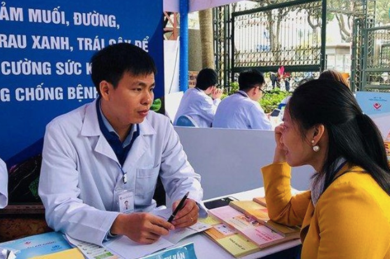 Dinh dưỡng không hợp lý, làm gia tăng nguy cơ mắc bệnh ở người Việt