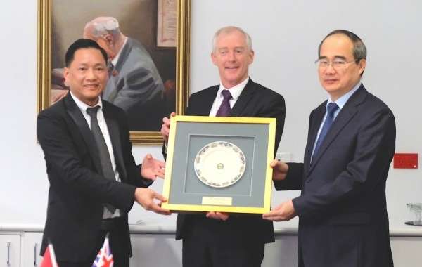 Trường ĐH của Việt Nam hợp tác Học viện nổi tiếng Australia đào tạo du lịch cao cấp