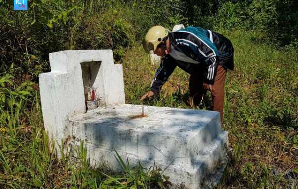 Vụ 13 mộ liệt sĩ ở Bắc Kạn toàn đất đá: Có gia đình tự đào sâu và lấy được xương cốt