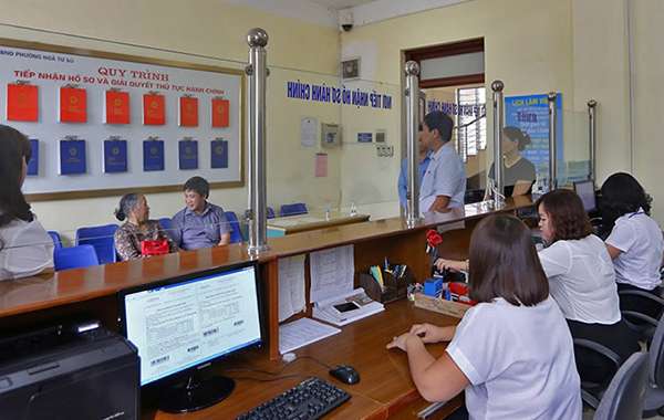 Hà Nội chuyển công tác hơn 700 cán bộ, công chức để ngăn tham nhũng