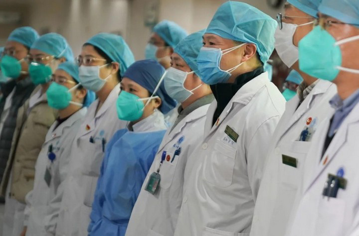 Lenovo gửi thiết bị công nghệ tới vùng dịch, Huawei xây trạm 5G hỗ trợ công tác điều trị viêm phổi tại Vũ Hán - Ảnh 1.