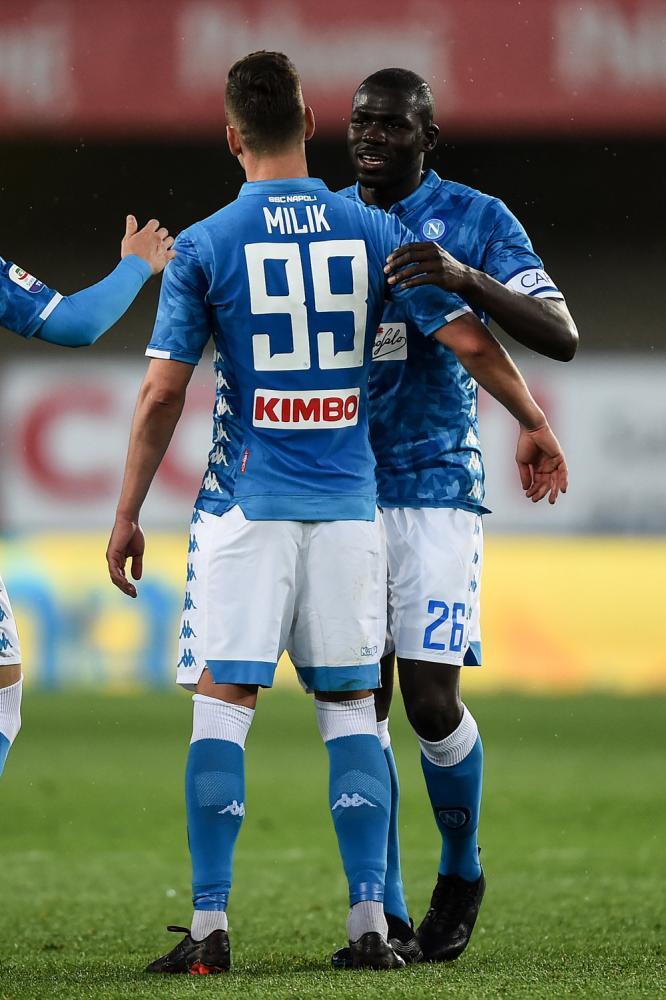 MU đột kích bộ ba Napoli, Giroud cập bến Inter Milan