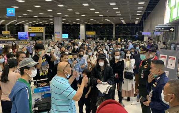 152 người Thái Lan về nước không chịu cách ly, gây náo loạn sân bay