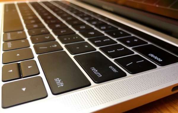 Apple vẫn chưa từ bỏ bàn phím cánh bướm trên MacBook nhưng việc cải tiến và đưa nó trở lại có phải là ý hay?