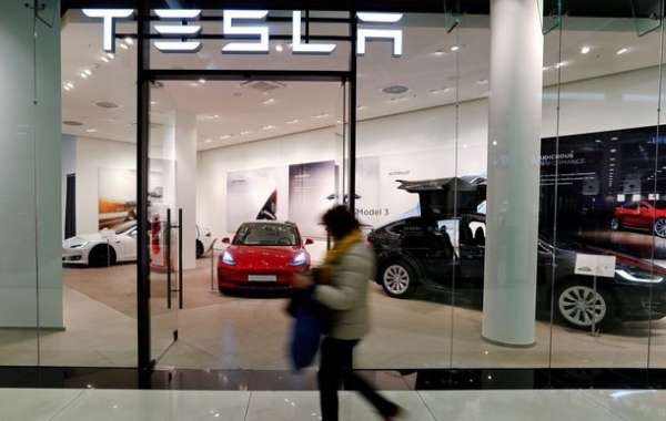 Chủ sở hữu xe điện Tesla ở Trung Quốc: Nó từng là niềm kiêu hãnh, nhưng bây giờ chỉ mang tới sự khinh thường