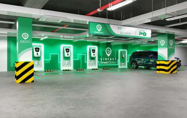 VinFast sẽ lắp đặt trạm sạc xe điện tại nhà cho người dùng có nhu cầu, giá dự kiến 5.5 triệu đồng