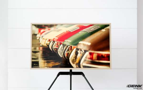 "Đập thùng" TV Samsung The Frame 2021 43 inch: Rất phù hợp không gian Minimalist, hơn 1.400 khung tranh nghệ thuật, tự lắp đặt không hề khó
